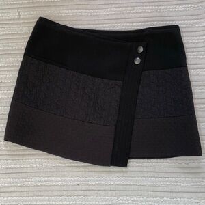 EUC CAbi  textured asymmetrical wrap mini skirt, size M